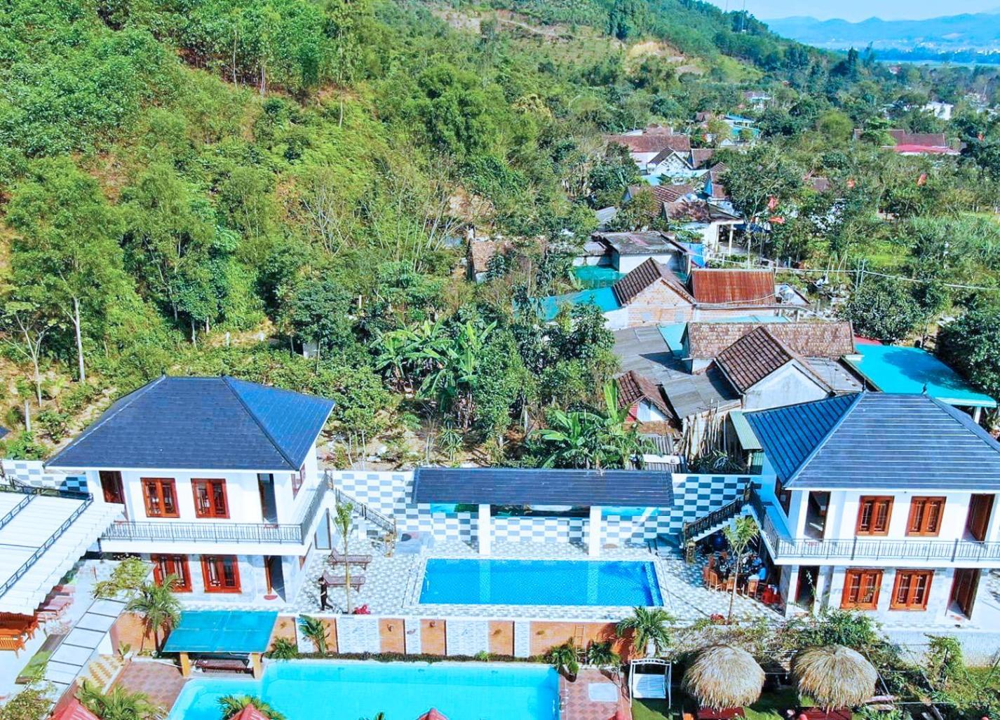 The Hill Villas Phong Nha Esterno foto